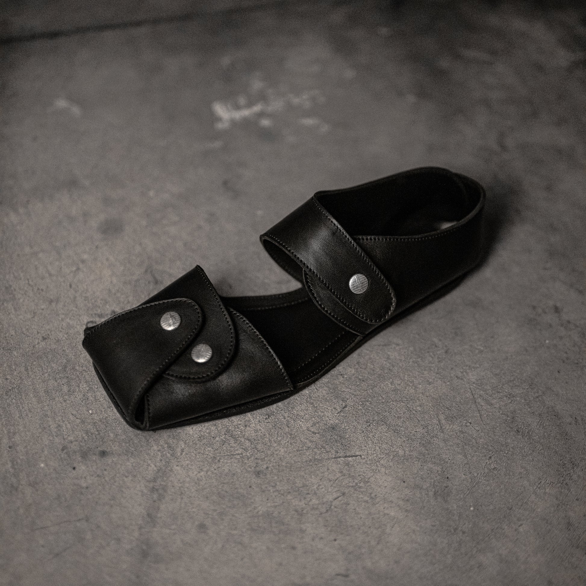 2D SANDALS